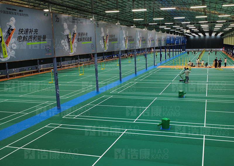 广西邕桂恒温羽毛球馆